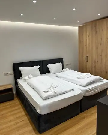 Leonardo'S Sweet Hotel